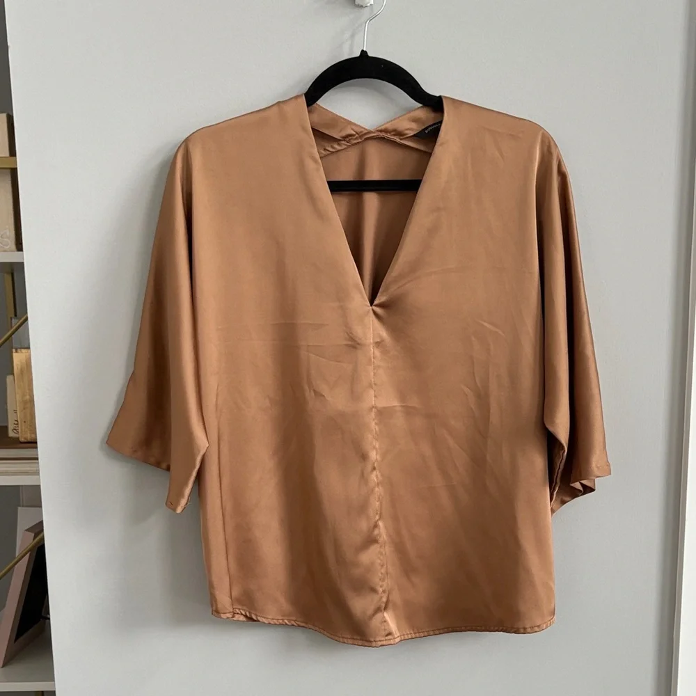 Banana Republic Tan Women's Blouse - Picture 1 of 4